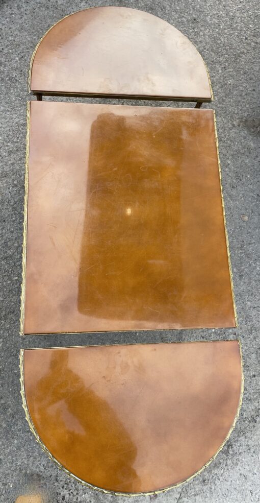 1970′ Table Tripartite Maison Charles Décor Palmier en Bronze Doré avec Plateaux Laqués 122 X 52 X H 42 cm – Image 14