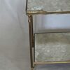1950/70′ Bout De Canapé Avec Galerie Maison Baguès Laiton et Bronze Plateaux Miroir Oxydé Vieilli et Fleur 50 X 50 X H 50 cm – Image 11