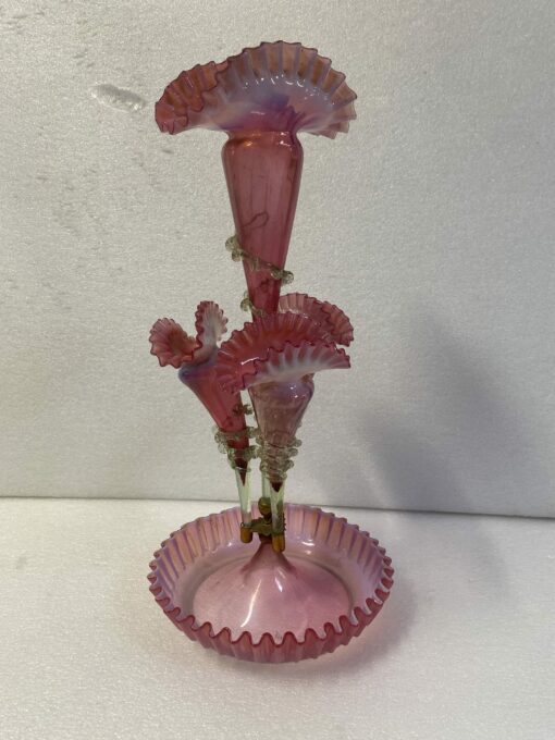 1880/1900 Bouquetiere in Opalescent Glass With 4 Cornets N3