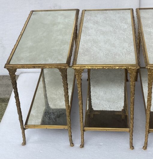 1970′ 2 Paires De Bouts De Canapé Maison Charles , Jansen Ou Baguès Décor Palmier en Bronze Doré avec Plateaux Miroirs Vieillis 71 X 32 X H 54 cm – Image 17