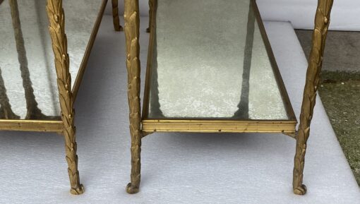 1970′ 2 Paires De Bouts De Canapé Maison Charles , Jansen Ou Baguès Décor Palmier en Bronze Doré avec Plateaux Miroirs Vieillis 71 X 32 X H 54 cm – Image 12