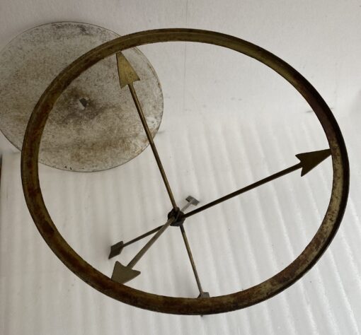 1950/70 ′ Vintage Wrought Iron Pedestal Table Decor In The Shape Of Arrows Jacques Adnet Style Diameter 49 cm - Image 5
