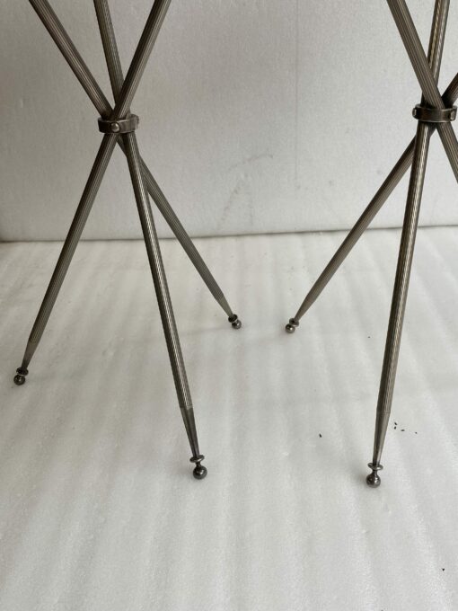 1950′ Pair Of Silver Bronze Tripod Pedestal Table ø 34 cm H 59 cm  (Hold) - Image 4