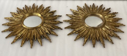1970′ Paire De Miroirs Ou Similaires Soleil Résine Dorée Diametre 48 cm
