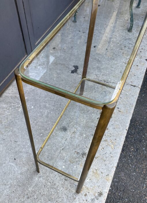 1970′ Bout  De Canapé Jacques QUINET, Pour la Maison MALABERT. Laiton Poli. H : 49 cm L : 46 cm X 19 cm. – Image 11