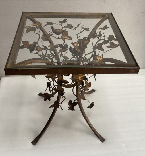 1970' Patinated Iron Pedestal Table Decor Plant With Birds 525 X 525 cm Height: 60 cm