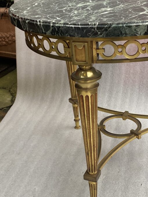 1950/70 Gilt Bronze Pedestal Päir Tables Maison Jansen Or Maison Charles Sea Green Marble Top With Triangular Spacer ⌀ 65 cm H 59 cm - Image 24