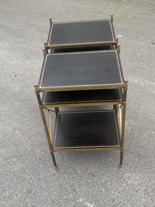 1950/70′ Paire d’Étagères en Laiton à 3 Niveaux Cuirs Maison Baguès à Croisillons 32 X40 X H 63 cm – Image 7