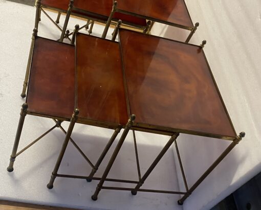 1970 ‘Pair Of Series Of 3 Nesting Tables Maison Baguès In Gilt Bronze, 3 Amber Bakelite Trays - Image 4