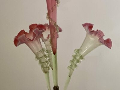 1880/1900 Bouquetiére en Verre Opalescent Avec 4 Cornets N 3 H 57 cm