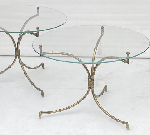 1970′ Pair of Maison Baguès Bamboo Decor Guéridon Tables in Bronze with Glass Top Ø 60 H 45 cm - Image 12