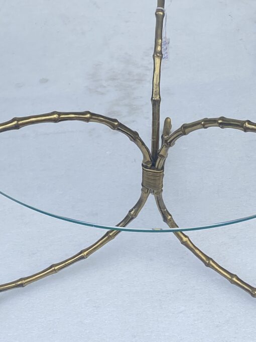 1970′ Pair of Maison Baguès Bamboo Decor Guéridon Tables in Bronze with Glass Top Ø 60 H 45 cm - Image 10