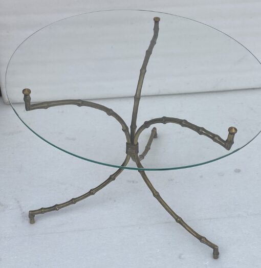 1970′ Pair of Maison Baguès Bamboo Decor Guéridon Tables in Bronze with Glass Top Ø 60 H 45 cm - Image 8