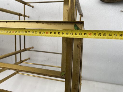 1970′ Série de 3 Tables Gigognes  Bronze Doré Plateaux Verre Fumé – Image 12