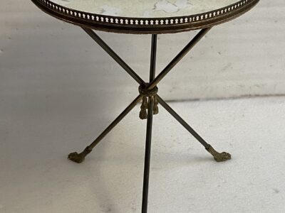 1950′ Guéridon En Bronze Style Néoclassique Diamètre 46,5 cm H 60 cm