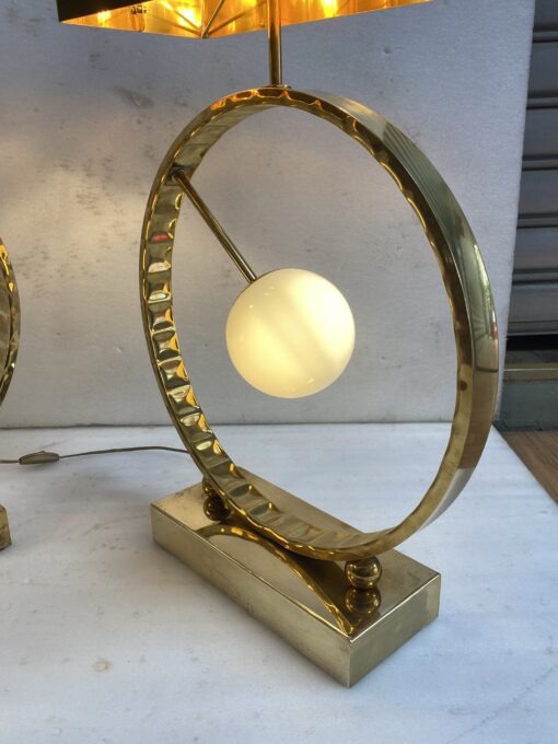 1980' Paire De Lampes Design En Laiton Et Opaline H 88 cm Ø 48 cm – Image 22