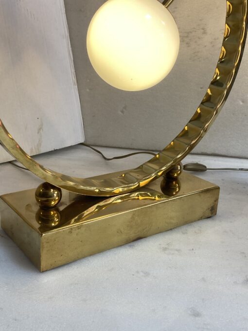 1980' Paire De Lampes Design En Laiton Et Opaline H 88 cm Ø 48 cm – Image 17