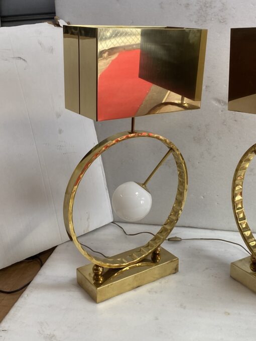 1980' Paire De Lampes Design En Laiton Et Opaline H 88 cm Ø 48 cm – Image 14