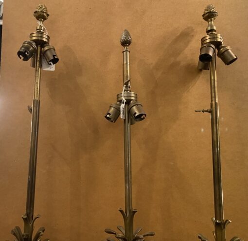 1950/70 Série de 3 Lampes en Bronze Décor Pomme de Pin Signée Charles – Image 20