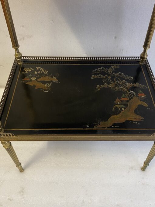 1970′ Paire de Bouts de Canapé En Bronze Rectangulaires Maison Jansen Plateaux Laques De Chine Avec Galeries Ajourées 47 X 33 cm – Image 13