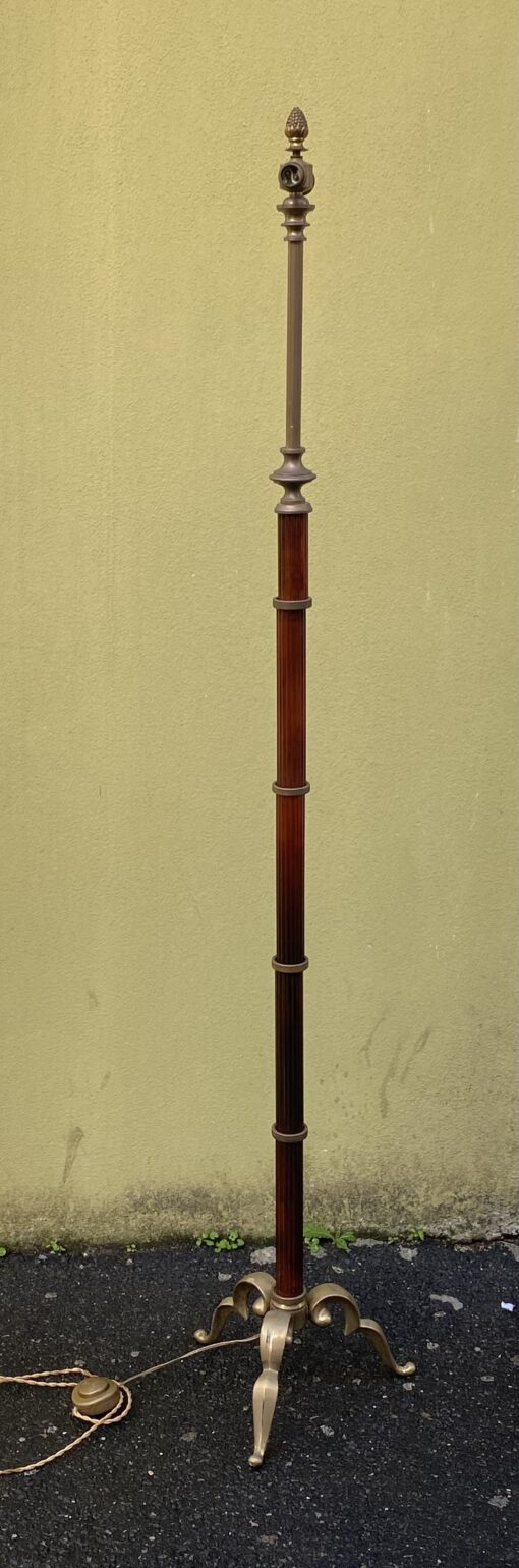 1970′ Lampadaire Neoclassique En Bronze Et Bakélite Maison Jansen  H 170 cm