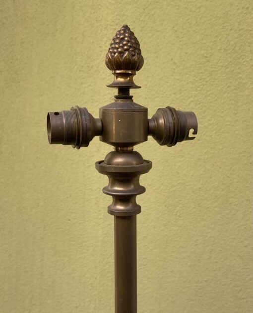 1970′ Lampadaire Neoclassique En Bronze Et Bakélite Maison Jansen  H 170 cm – Image 5