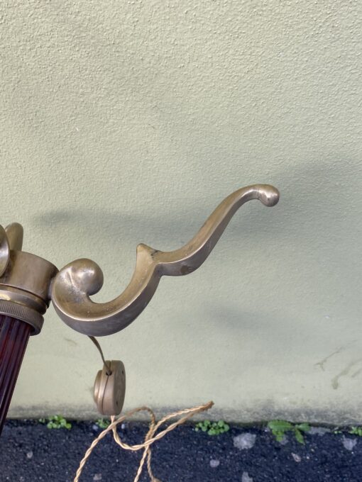 1970′ Lampadaire Neoclassique En Bronze Et Bakélite Maison Jansen  H 170 cm – Image 2