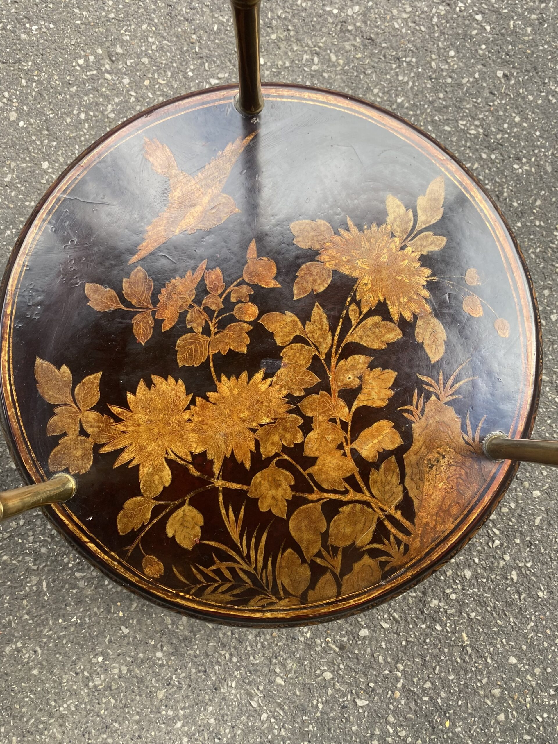 1950/70′ Pair of Maison Baguès Pedestal Tables Bamboo Decor in Gilt Bronze with Chinese Lacquer Trays Diameter 40 Cm H 70 Cm - Image 11
