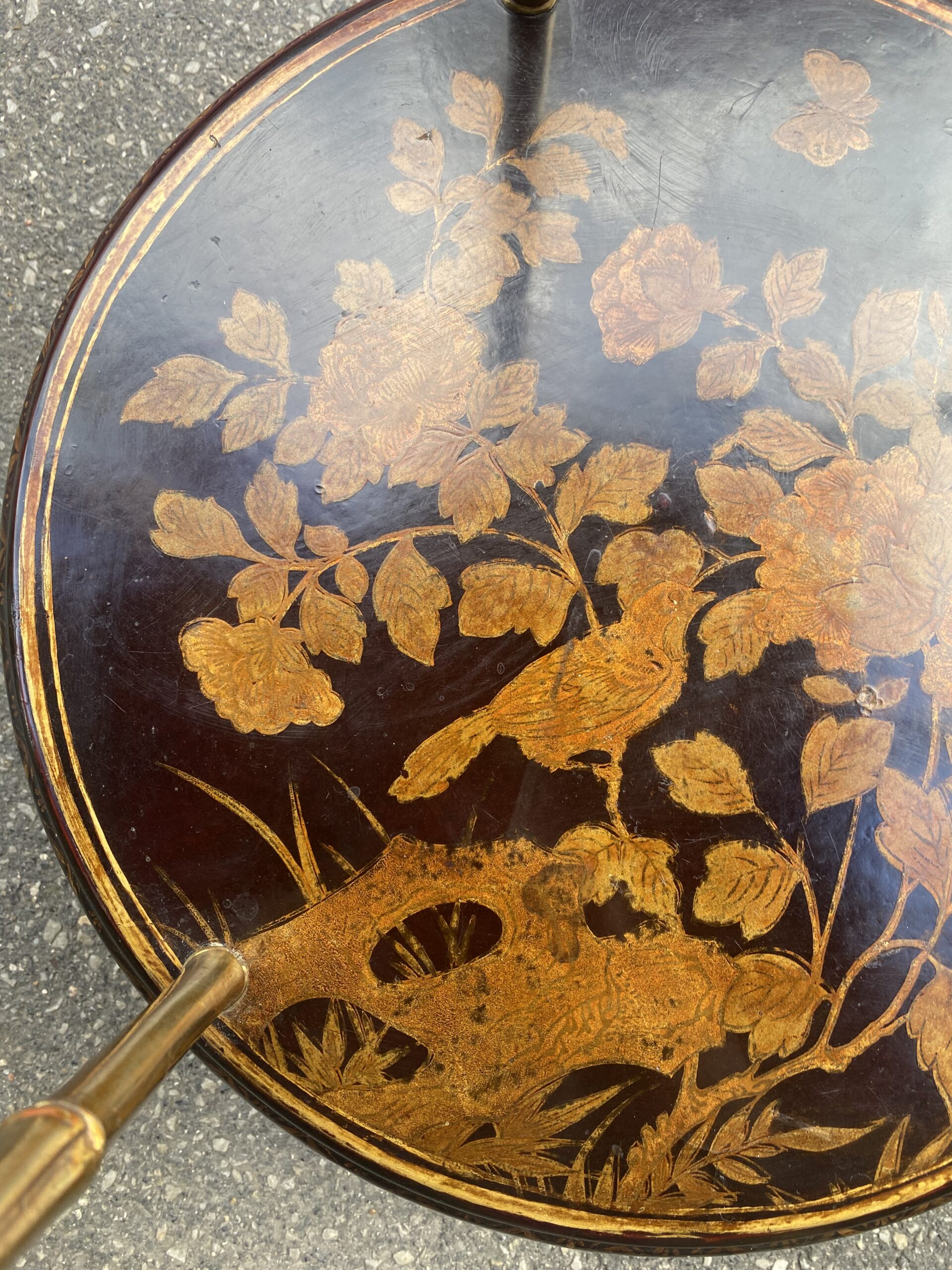 1950/70′ Pair of Maison Baguès Pedestal Tables Bamboo Decor in Gilt Bronze with Chinese Lacquer Trays Diameter 40 Cm H 70 Cm - Image 8
