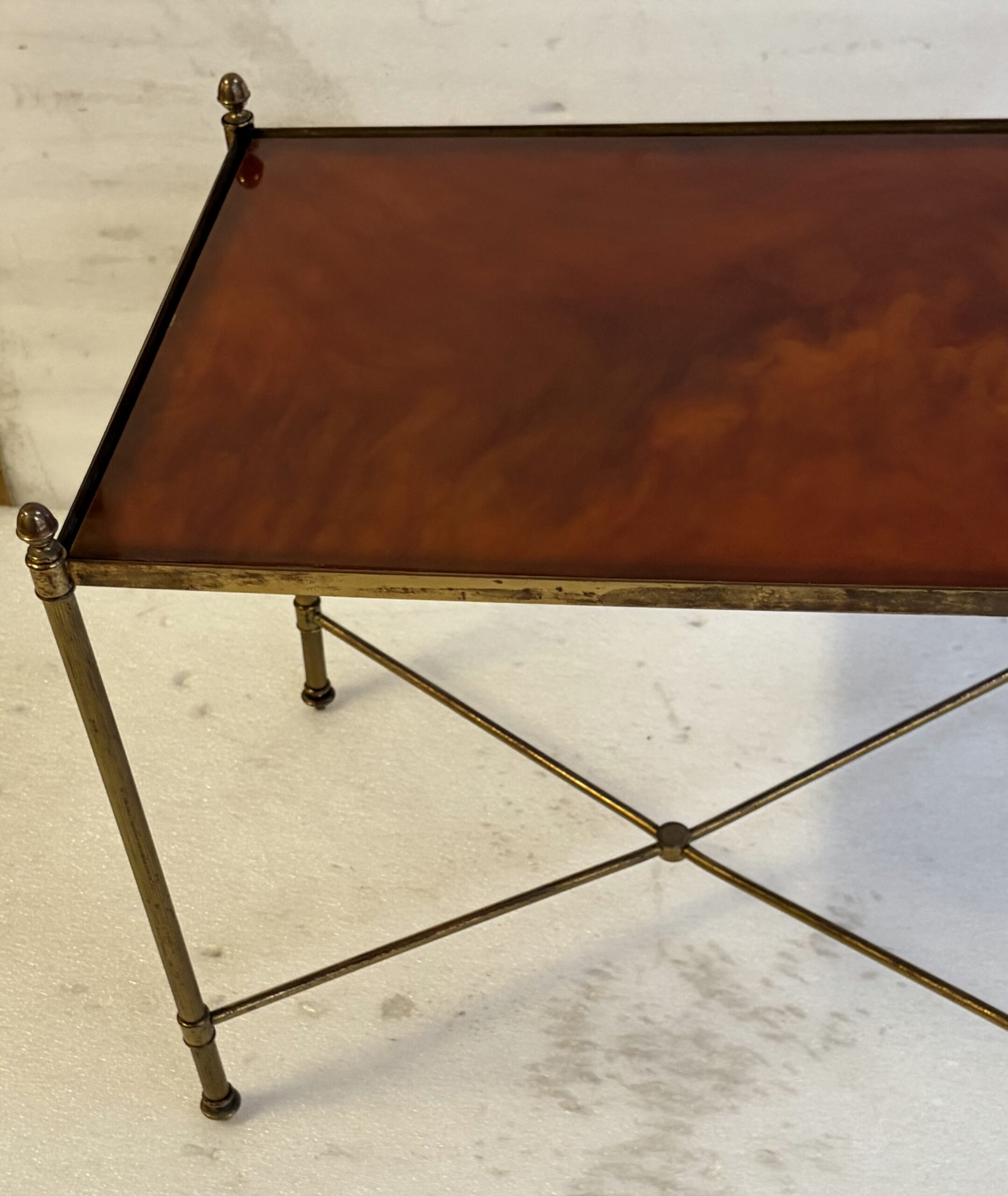 1970s Baguès Maison Table in Gilt Bronze, Amber-Effect Bakelite Top, 38 x 50 x H 46 cm - Image 8