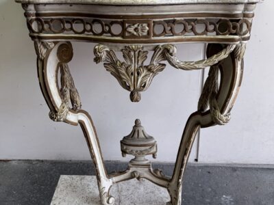 Console Louis 16 Epoque 18ème en Bois Peint A Restaurer