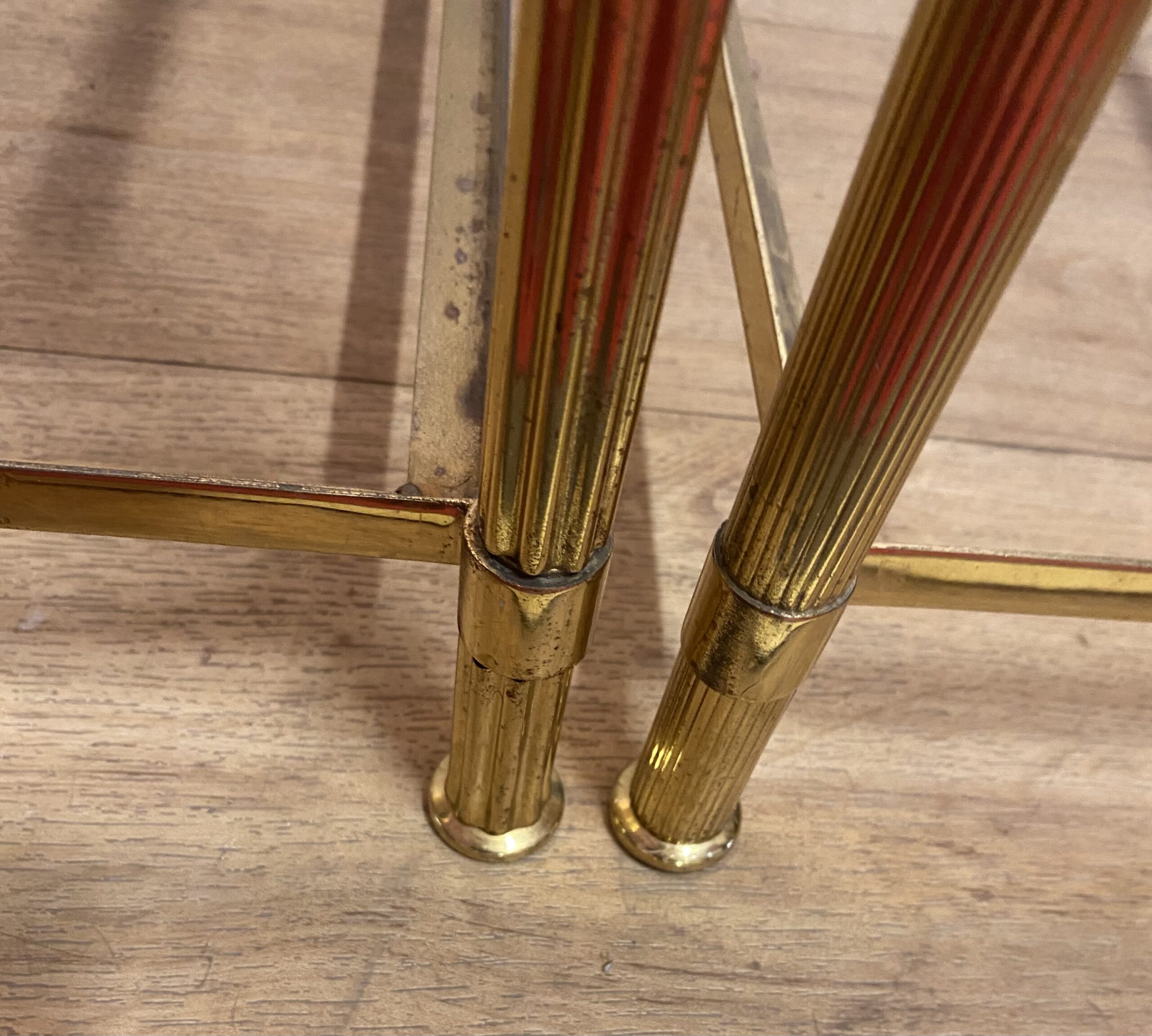 1970s Pair of Two-Tiered Bronze End Tables by Maison Baguès with Smoked Glass Tops, 44 x 34 x H 50 cm - Image 12