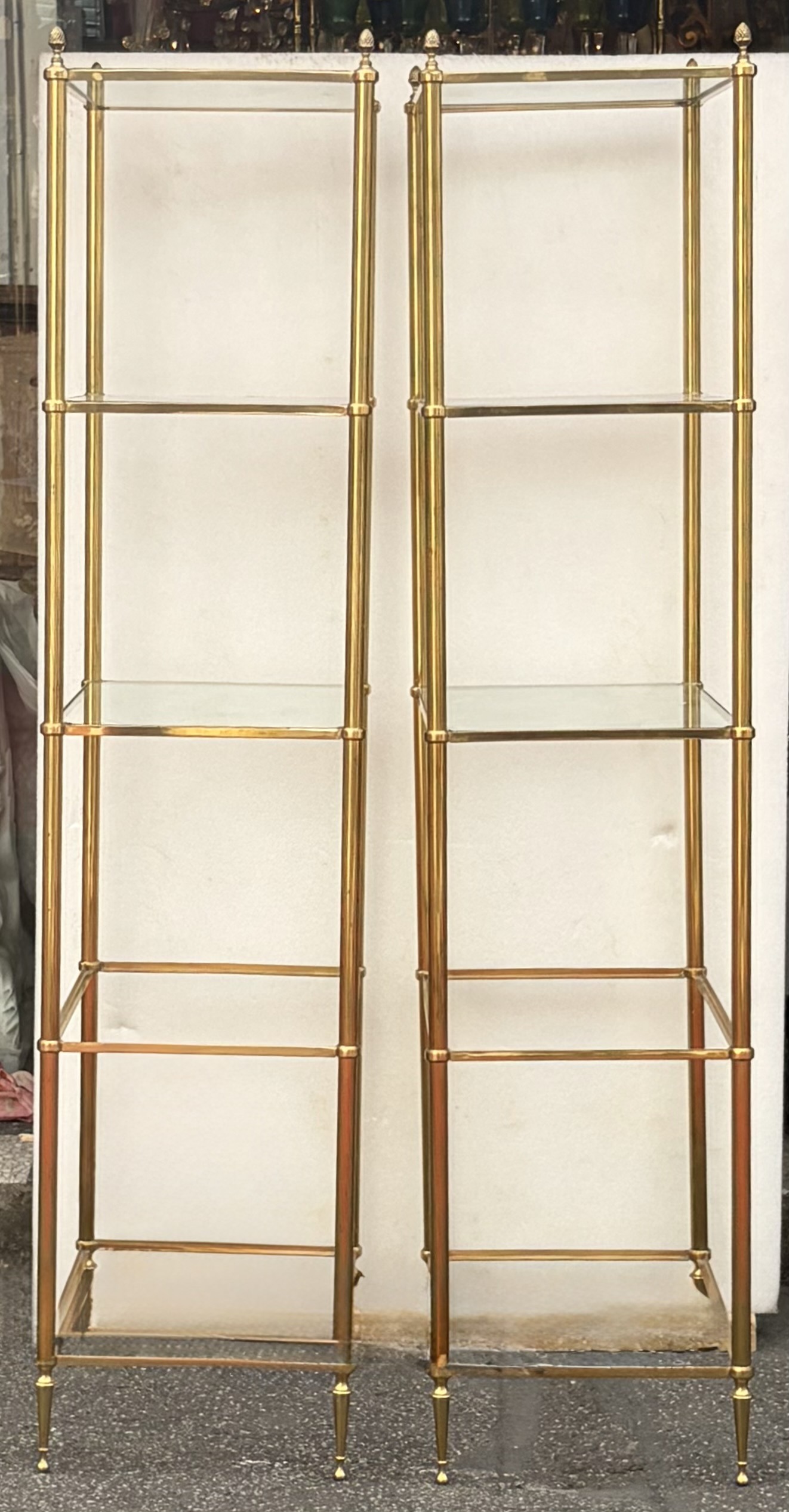 1970s Pair of 5-Tier Bronze Shelves by Maison Baguès, Glass Tops, 36.5 x 54 x 163 cm