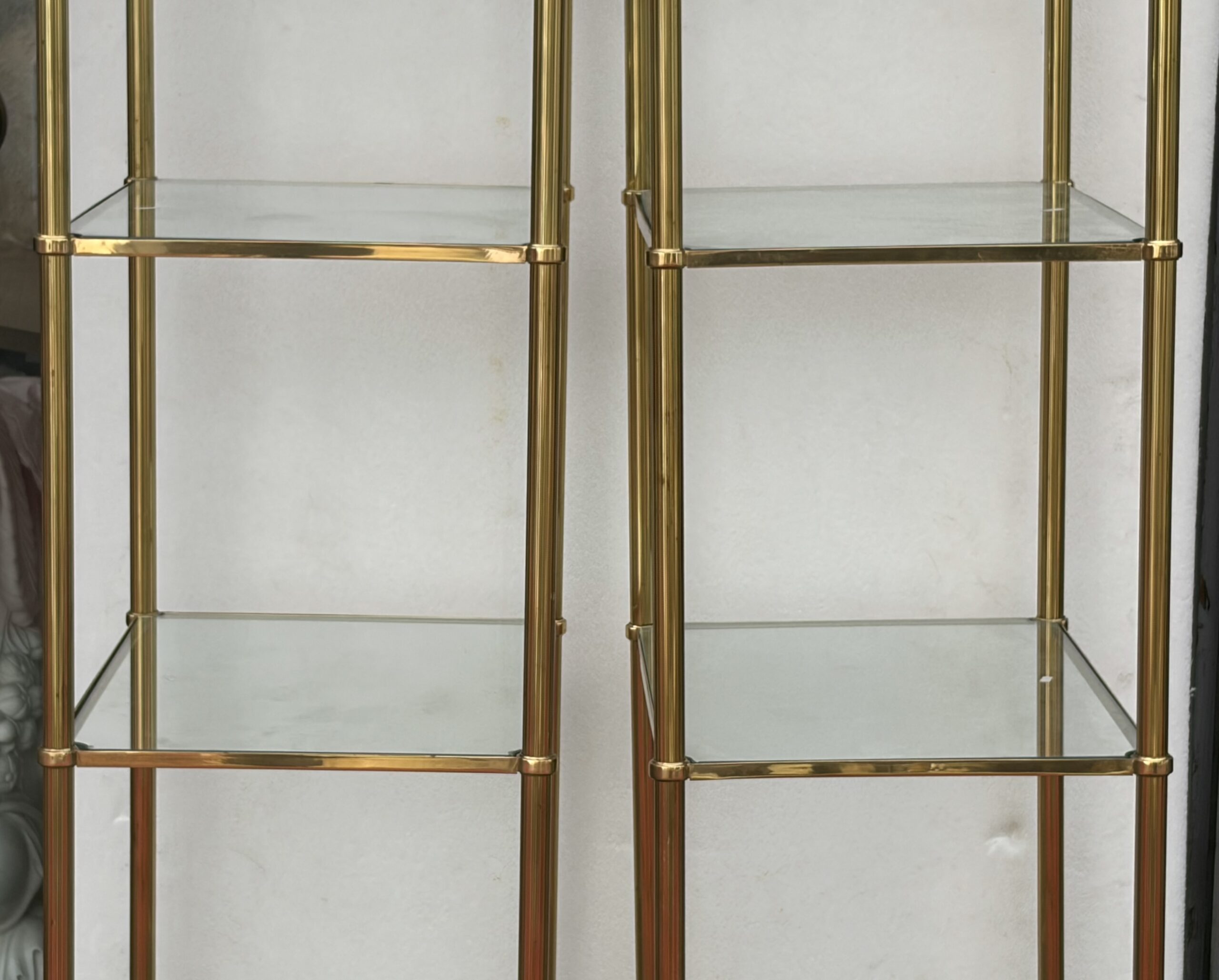 1970s Pair of 5-Tier Bronze Shelves by Maison Baguès, Glass Tops, 36.5 x 54 x 163 cm - Image 17