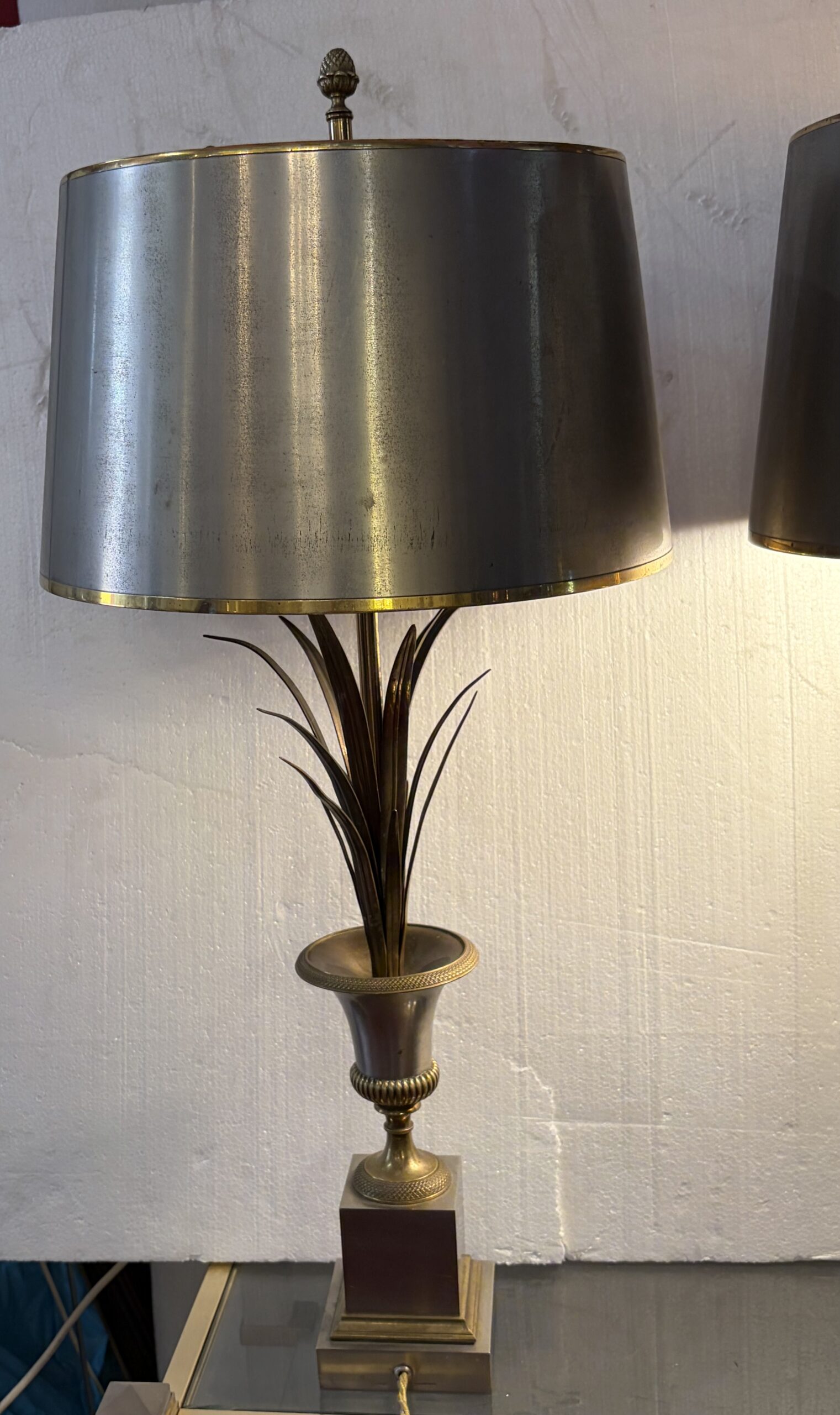 1950s–1970s Pair of Reed-Shaped Lamps in Brass and Gilded and Silver-Plated Bronze, Signed Charles - Image 21