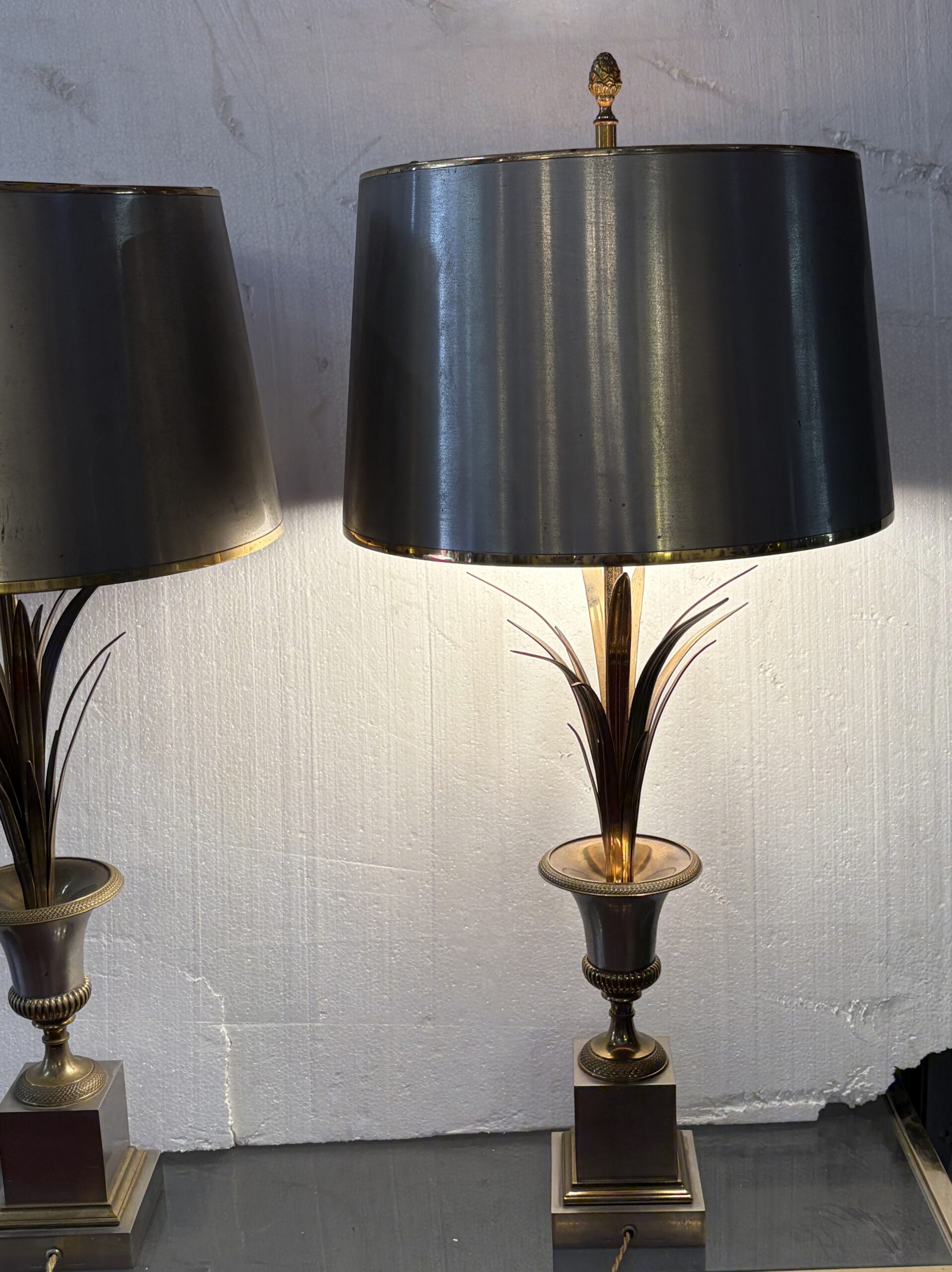1950s–1970s Pair of Reed-Shaped Lamps in Brass and Gilded and Silver-Plated Bronze, Signed Charles - Image 20