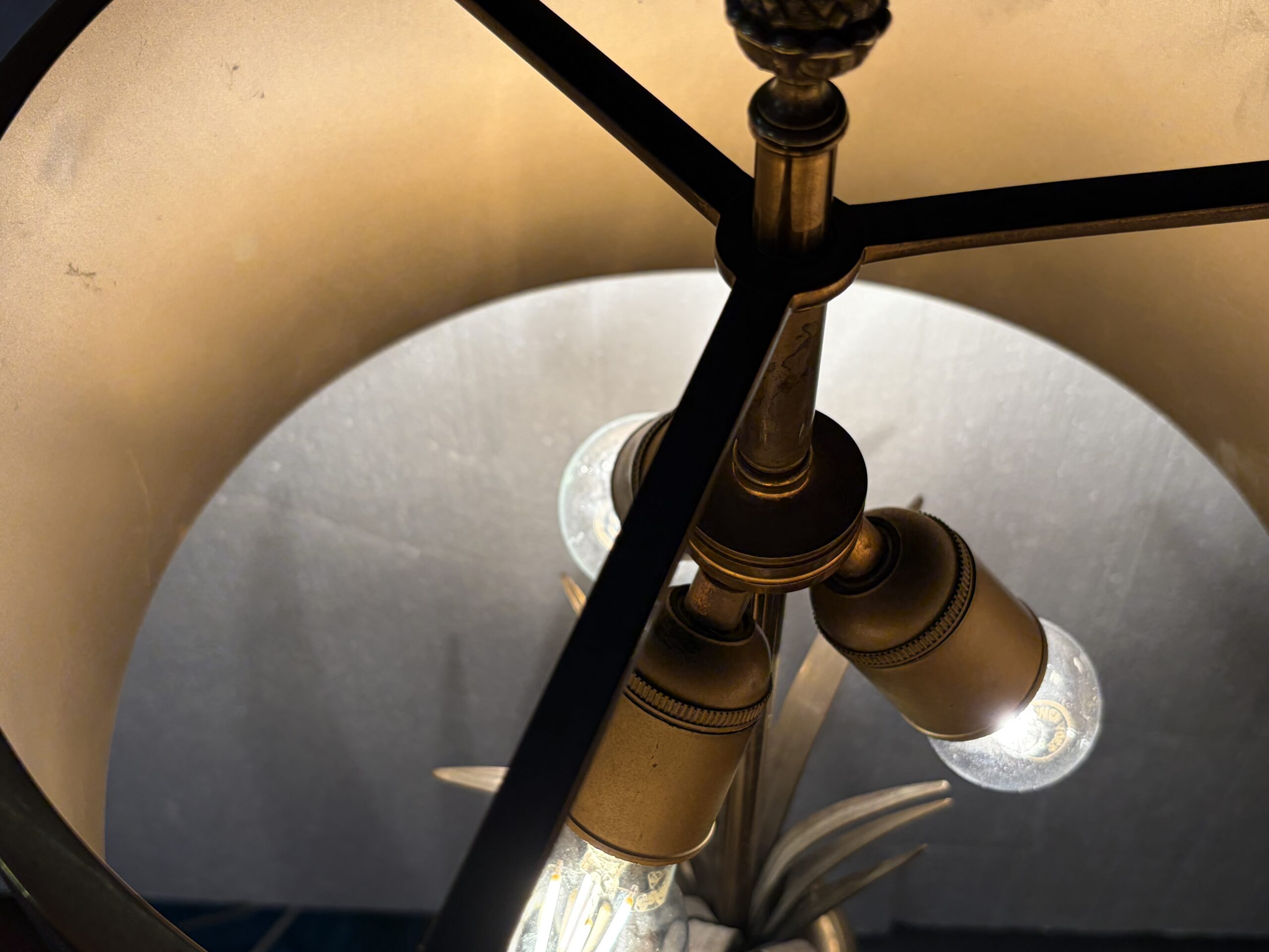 1950s–1970s Pair of Reed-Shaped Lamps in Brass and Gilded and Silver-Plated Bronze, Signed Charles - Image 16