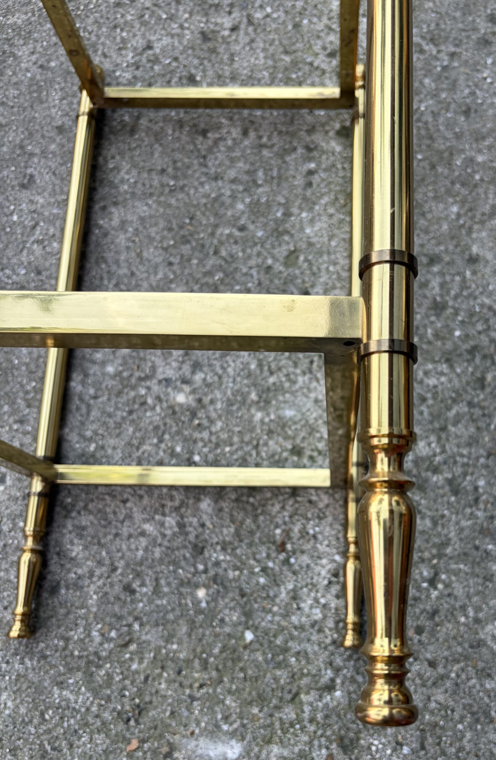 1970s Pair of Two-Tiered Bronze End Tables by Maison Jansen with Smoked Glass Tops, 43 x 33 x H 62 cm - Image 13