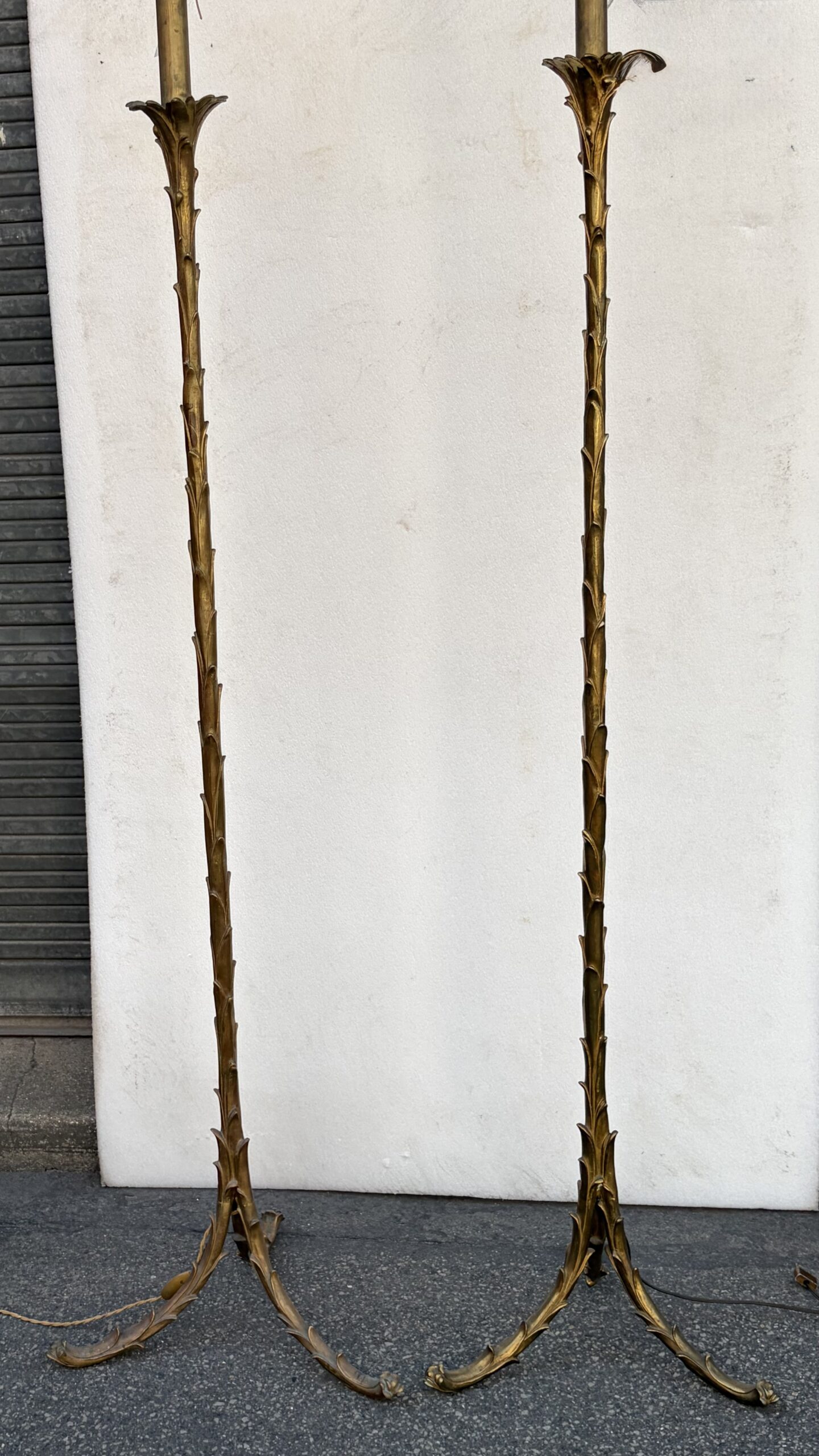 1970s Pair of Bronze Floor Lamps by Maison Bagués, “Decor Palmier” Design, H 160 - Image 10