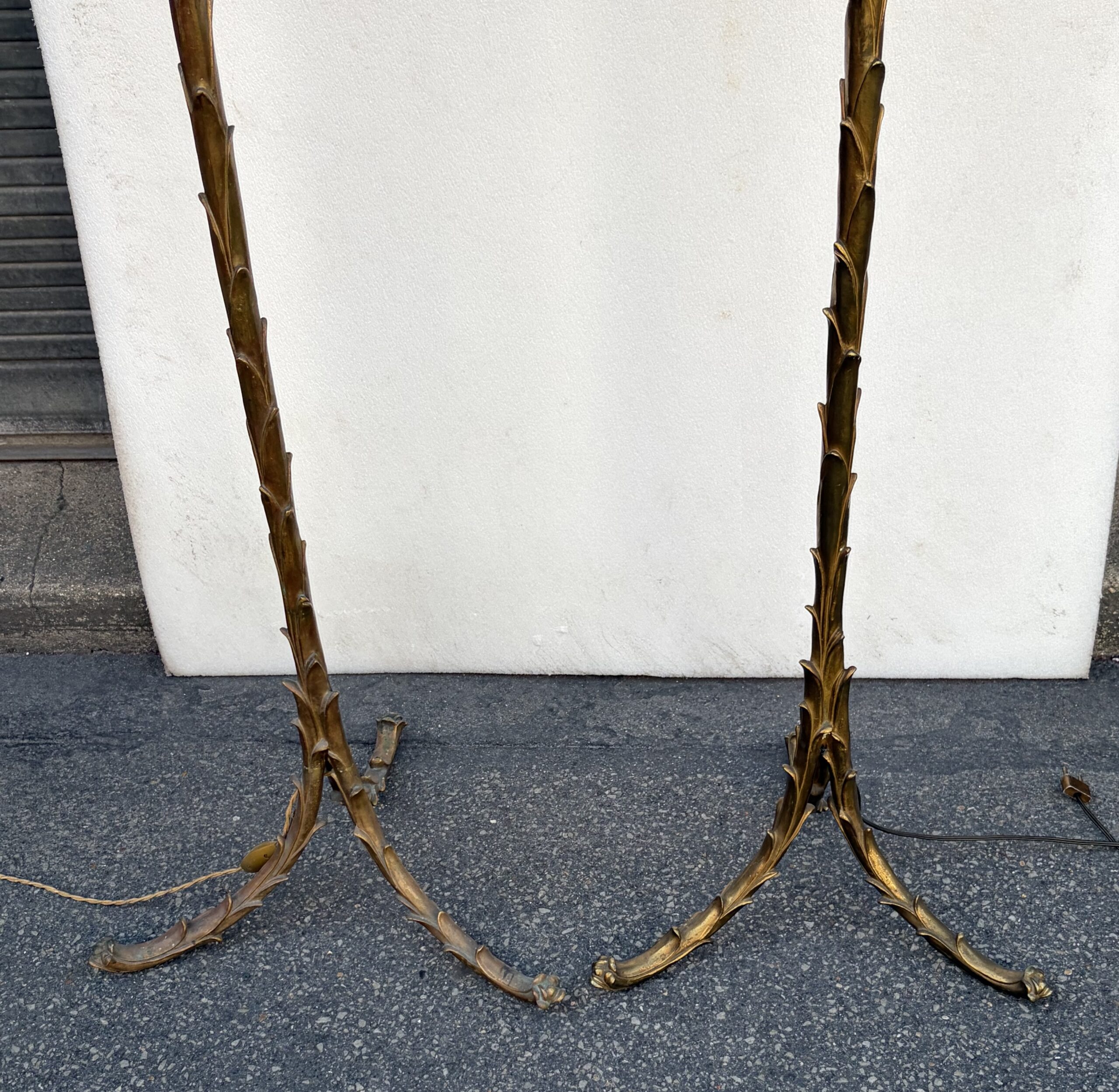 1970s Pair of Bronze Floor Lamps by Maison Bagués, “Decor Palmier” Design, H 160 - Image 8