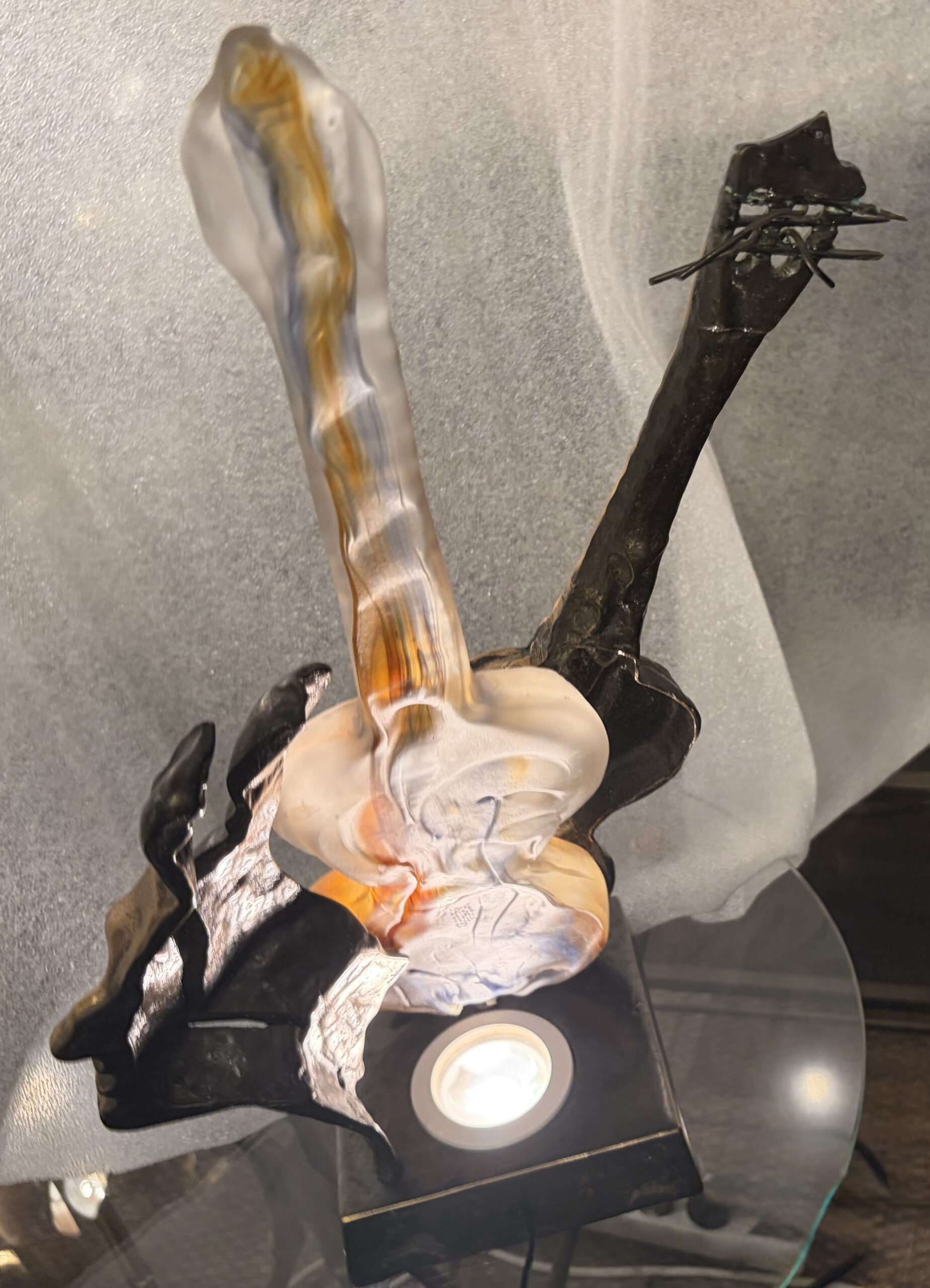 1970/80 Lampe Guitare En Bronze Et Pate De Verre , Sculpture Signée LOHE – Image 7