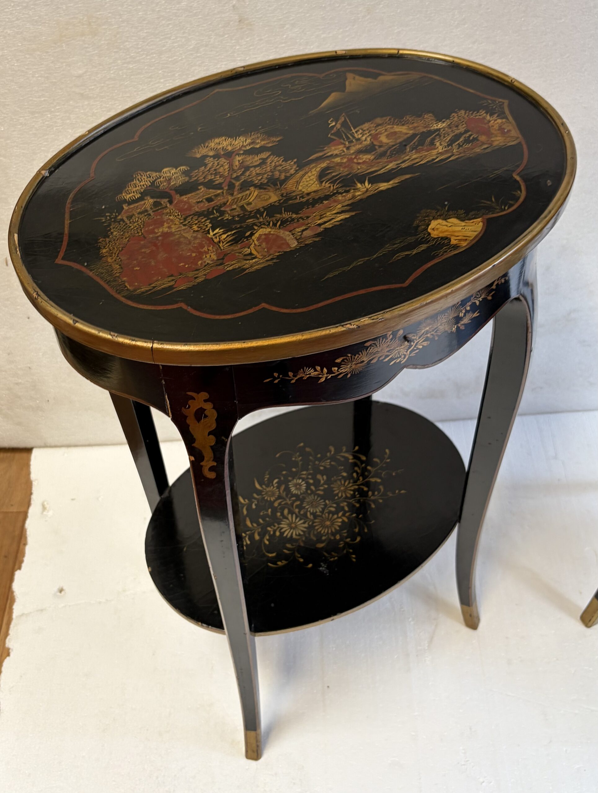 1970' Paire de Chevets Maison Hirch Signés,Laqués Noirs à Décor Chinois Dorés – Image 14