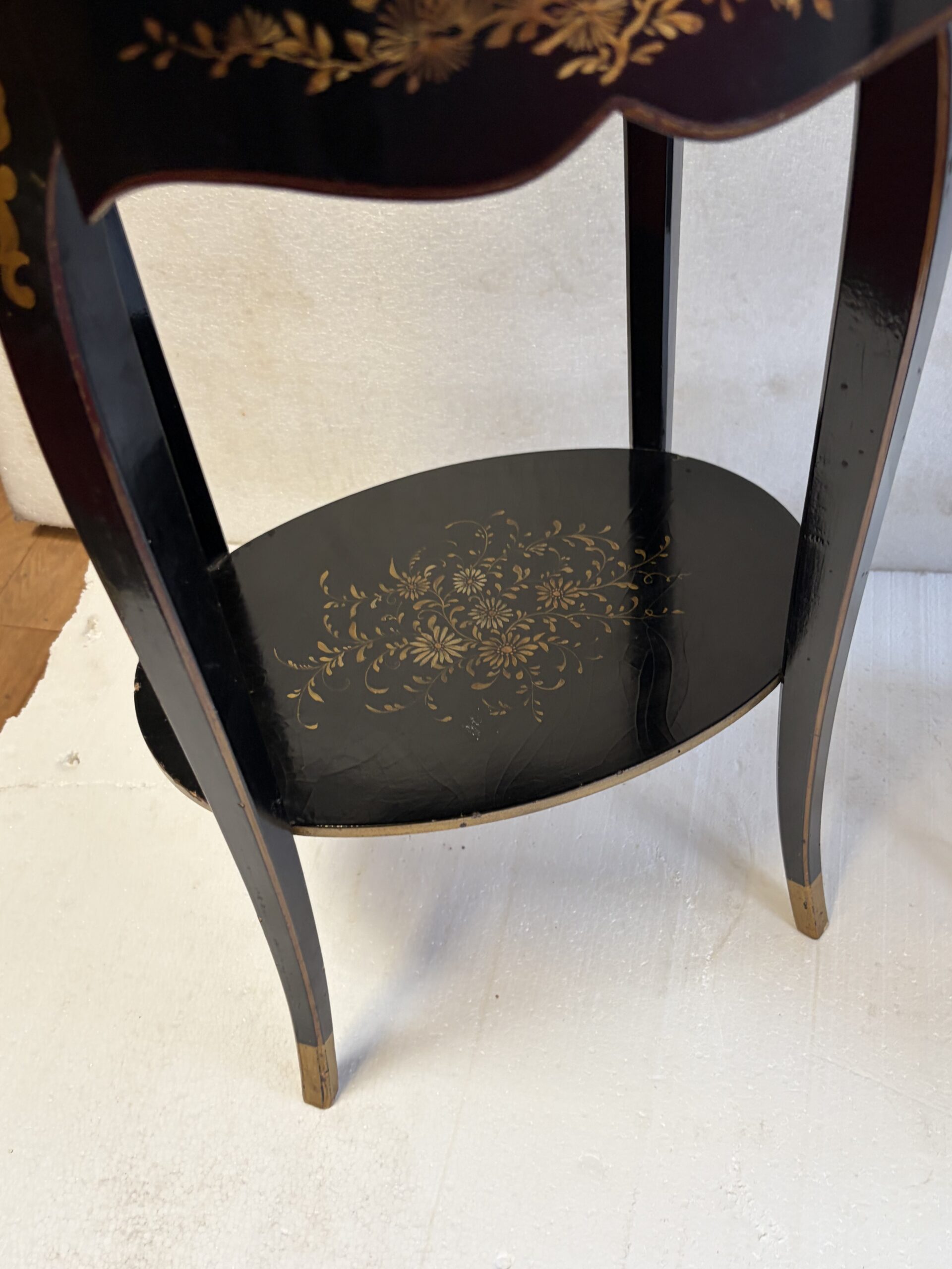 1970' Paire de Chevets Maison Hirch Signés,Laqués Noirs à Décor Chinois Dorés – Image 11