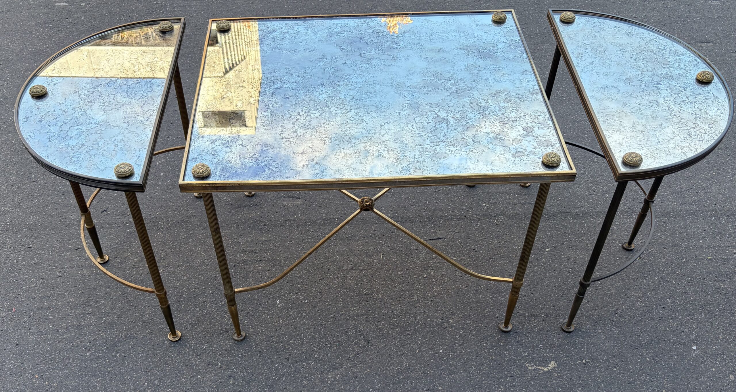 1970s Tripartite Bronze Table, Tops in Aged Oxidized Mirror, Maison Baguès Style - Image 4