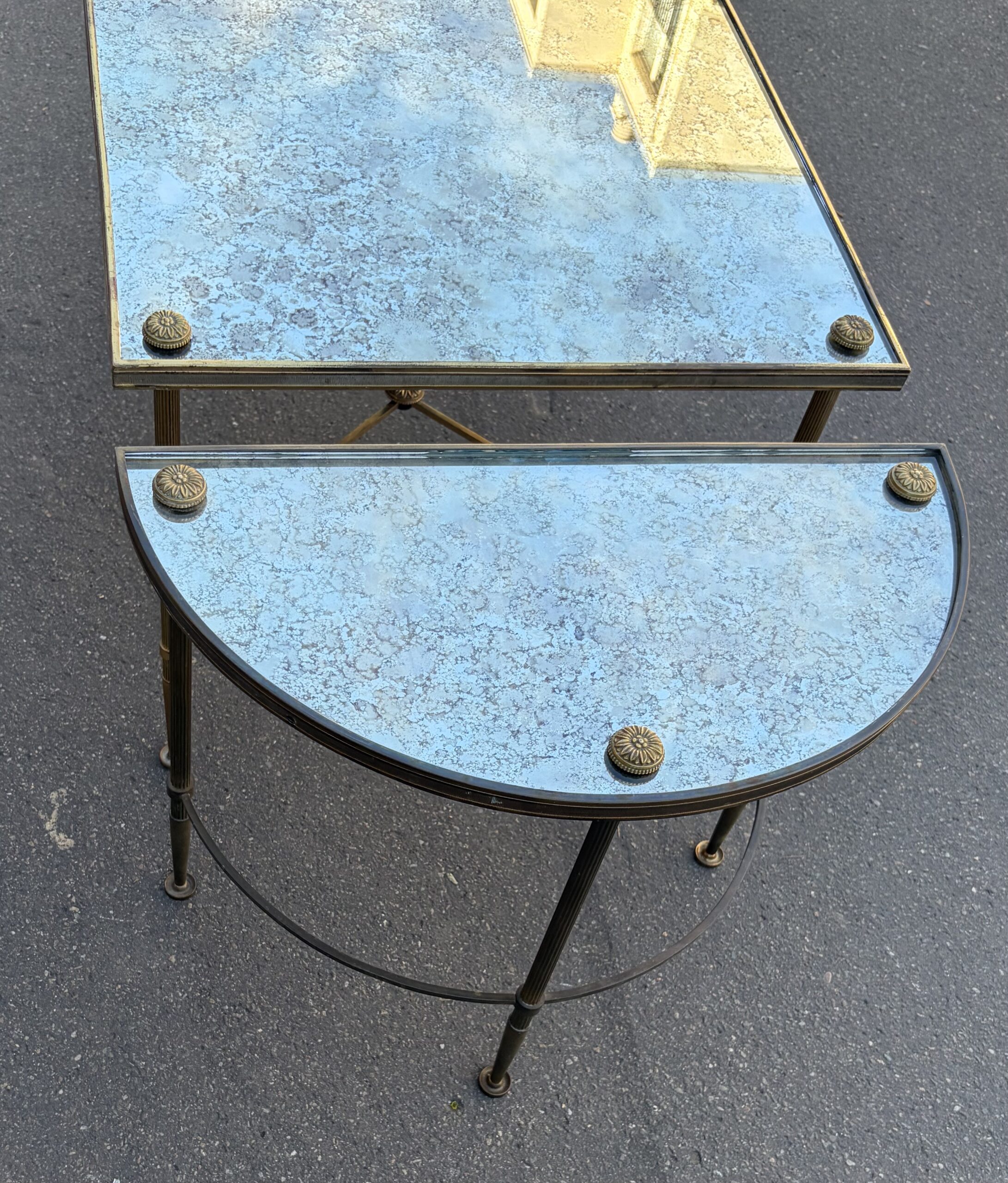 1970s Tripartite Bronze Table, Tops in Aged Oxidized Mirror, Maison Baguès Style - Image 7